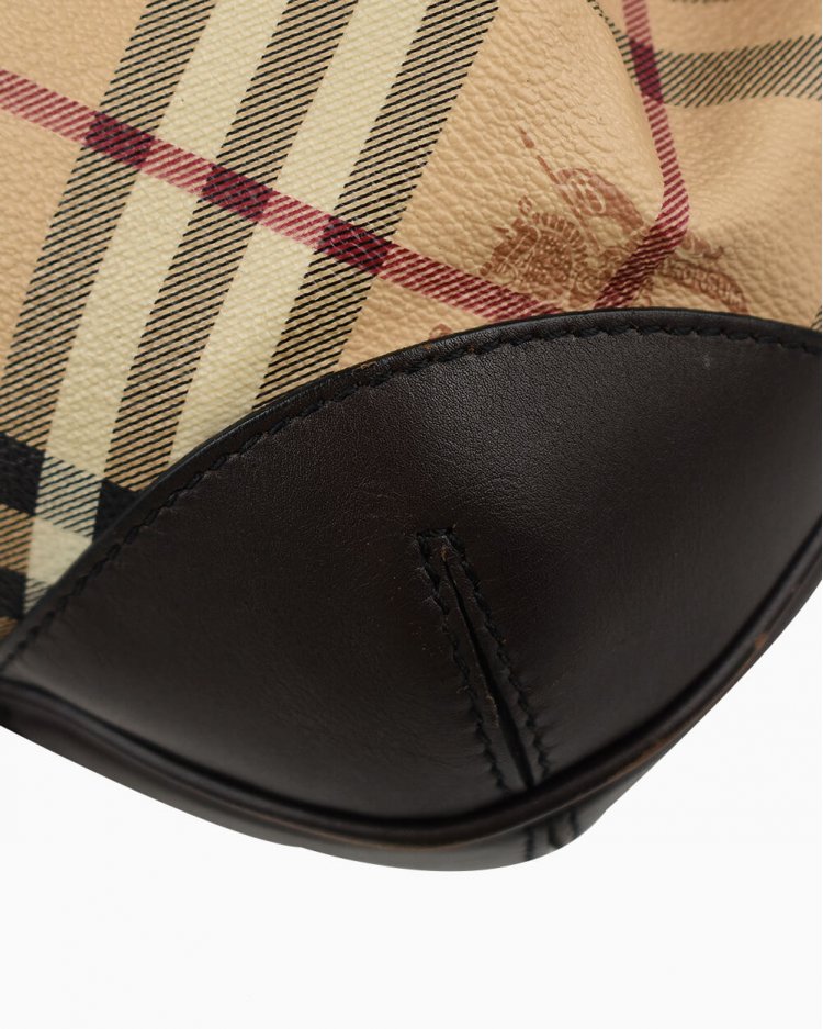 burberry makeup bolsa