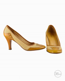 Sapato Prada vintage em sisal amarelo
