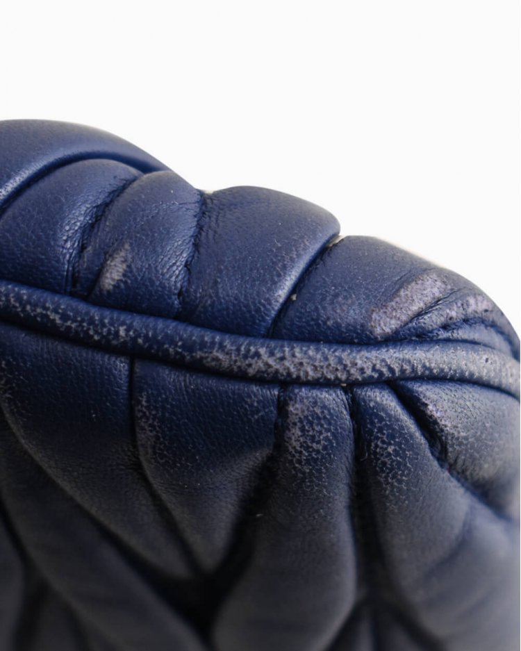 miu miu matelasse crossbody bolsa