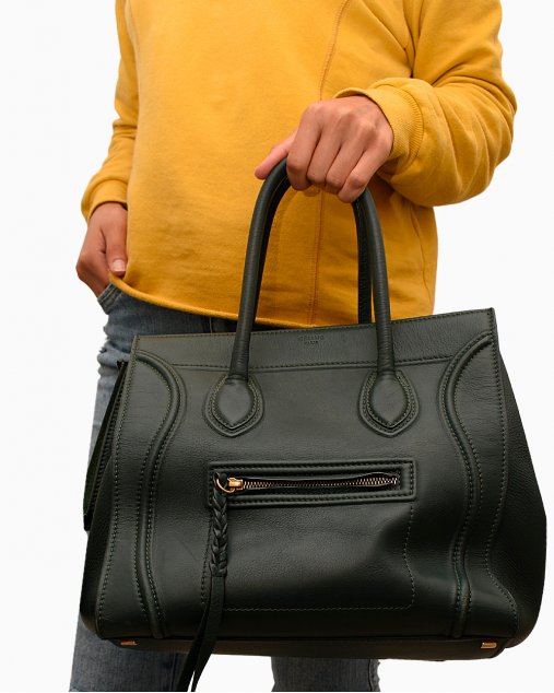 black celine phantom bolsa
