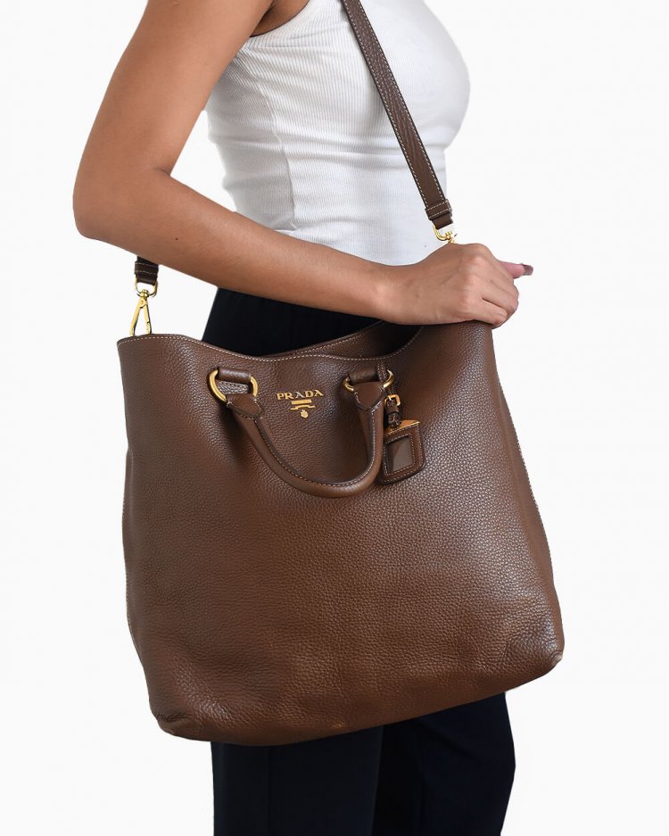 coach tote leather