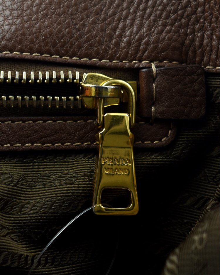 chocolate prada bolsa