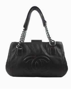 Bolsa Chanel Perfect Day de Couro Marrom