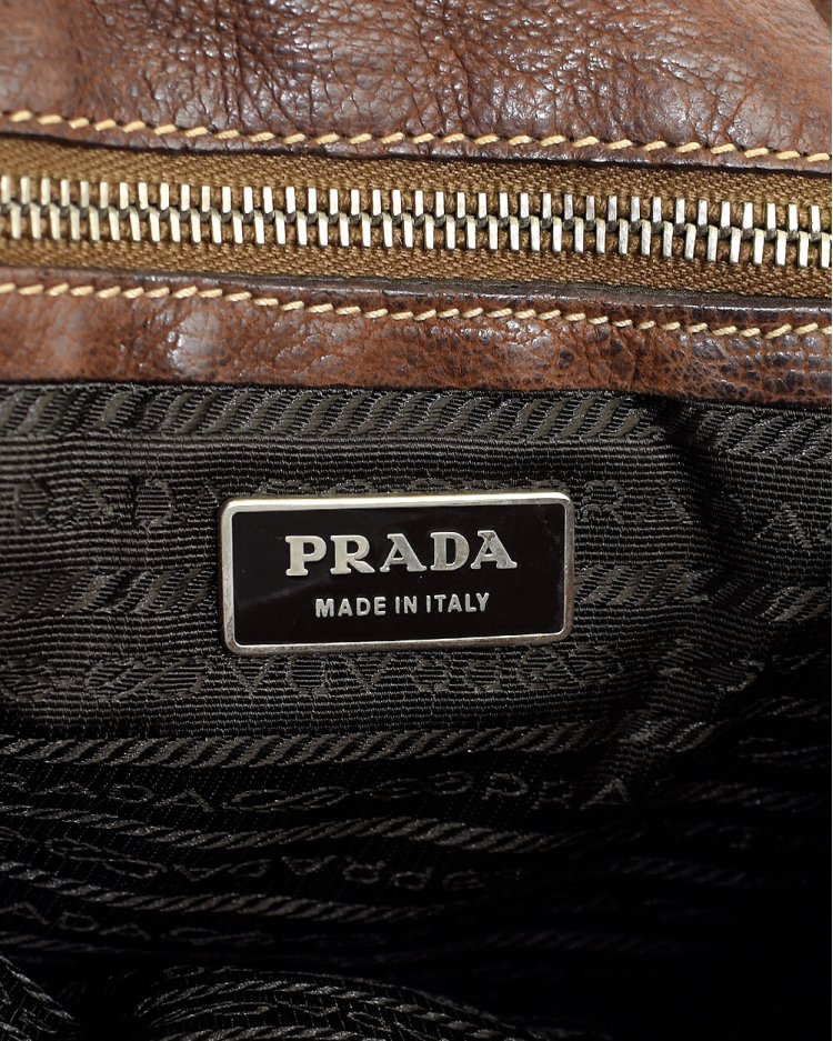 prada suede shoulder bolsa