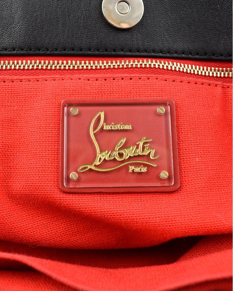 louboutin bolsa spike