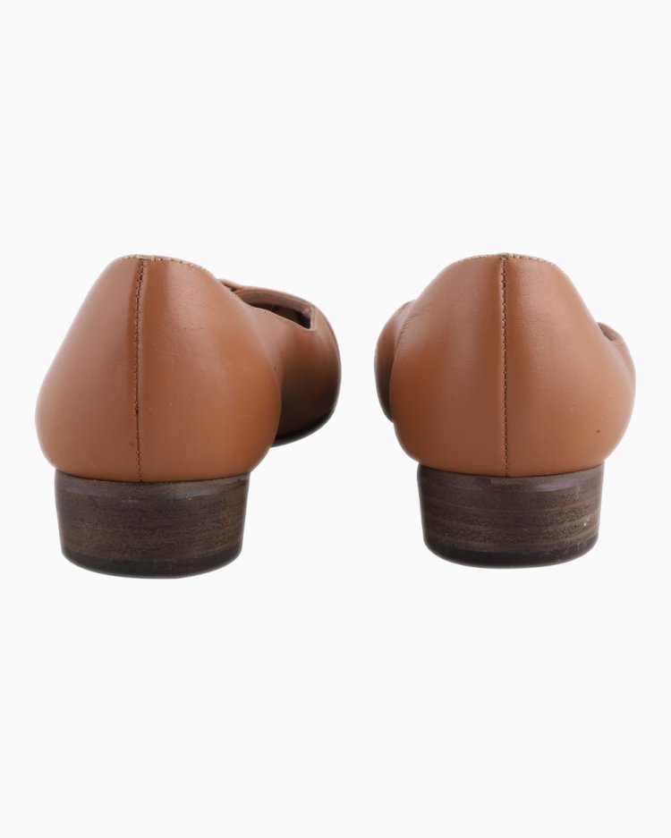 Sapato Salvatore Ferragamo Original Logo Caramelo Feminino