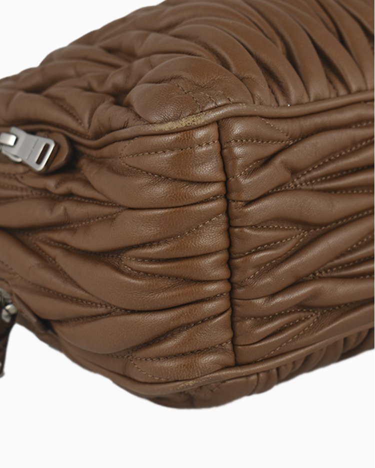 Bolsa Miu Miu Original Matelassê Chain Marrom 5BH032 Feminina