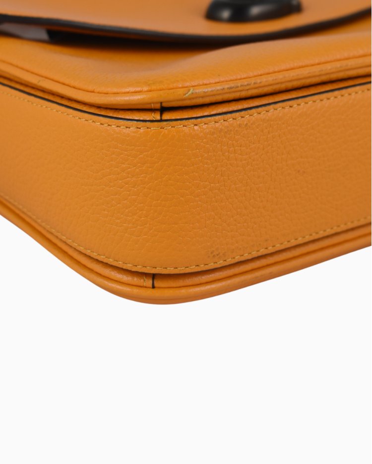 Bolsa Coach Original Messenger Turn Lock Laranja Feminina