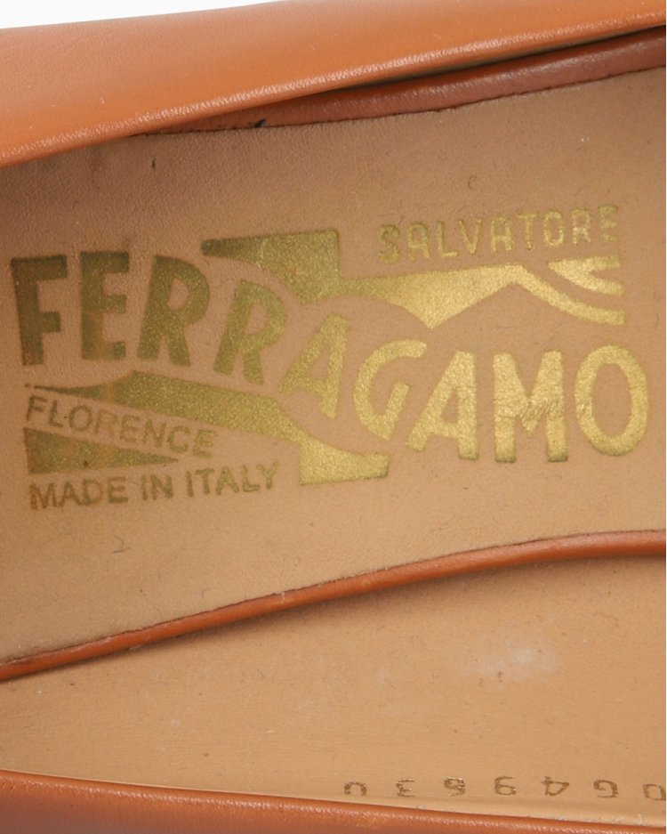 【美品】Salvatore Ferragamo CARMELO 0472834 Scarpin Salvatore Ferragamo Original Peep Toe Caramelo Feminino
