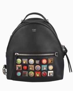 Mochila Fendi Vitello Dolce Studded Mini Preta