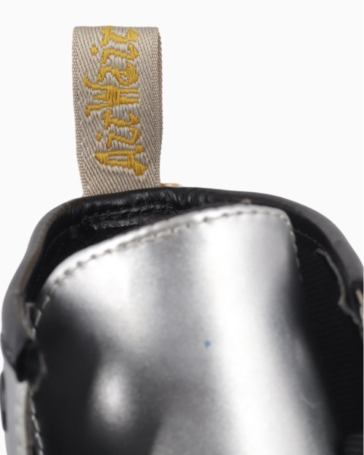 Coturno Dr. Martens Original 1460 Prateado Feminino