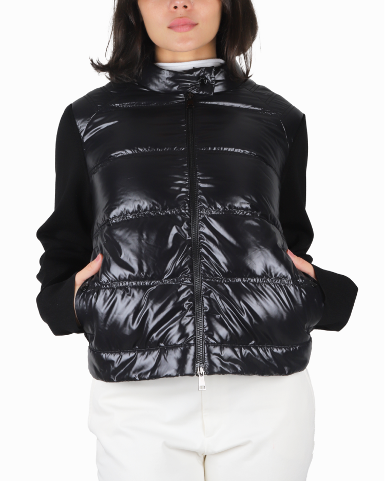 Jaqueta Moncler Original Com Mangas Contrastantes Preta