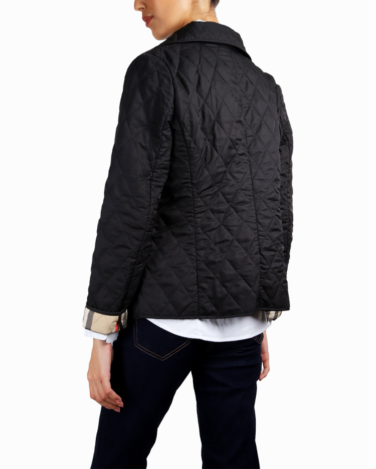 Jaqueta Burberry Original Nylon Matelassê Preta Feminina