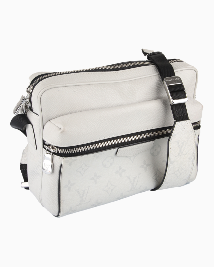 Bolsa Louis Vuitton Original Messenger Outdoor Taigarama Cinza