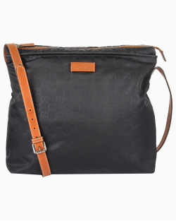 Bolsa Gucci Nylon GG Supreme Messenger Preta