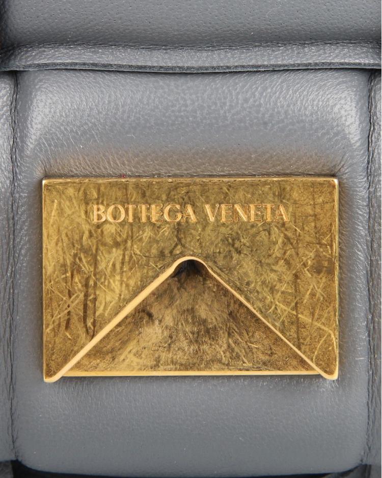 Bolsa Bottega Veneta Original Padded Cassete Cinza Feminina