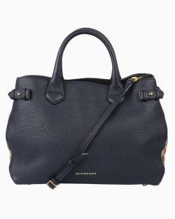 Bolsa Burberry Banner Medium House Check Azul Marinho