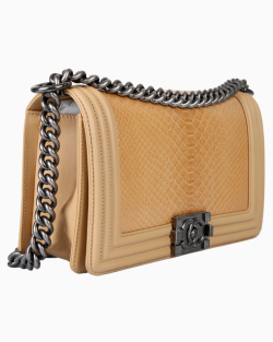 Bolsa Chanel Boy Média Python Bege