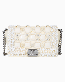 Bolsa Chanel Boy Média Bordada em Pedras Off White