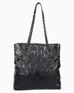 Bolsa Chanel CC Matelassê Tote Preta