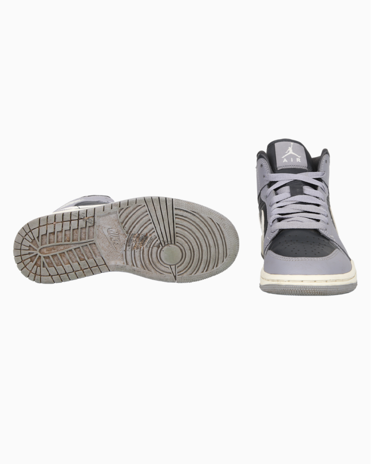 Tênis Nike Air Jordan Original 1 Mid Cinza Feminino