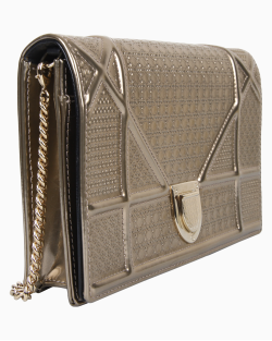 Bolsa Dior Diorama Micro Cannage Wallet On Chain Dourada