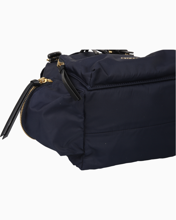 Mochila Burberry Original Nylon RuckSack Azul Marinho Feminina