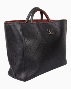 Bolsa Chanel CC Shopping Tote Bullskin Preta