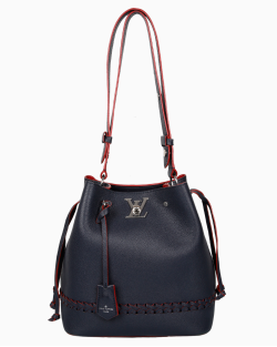 Bolsa Louis Vuitton Lock Me Bucket Azul Marinho