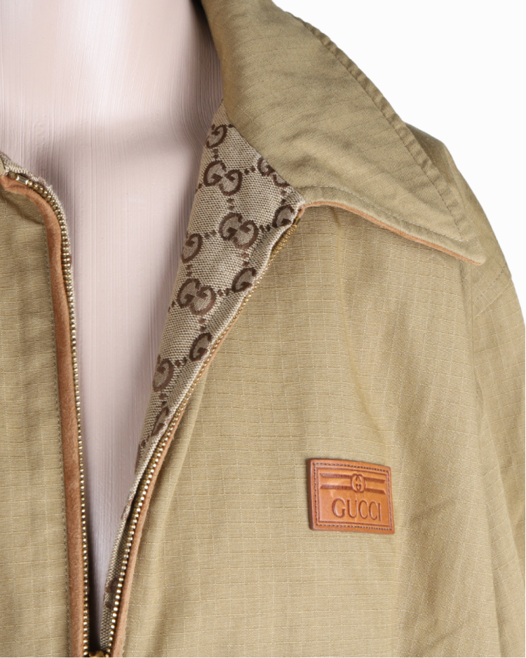 Jaqueta Gucci Reversível Jacquard Bege Monograma