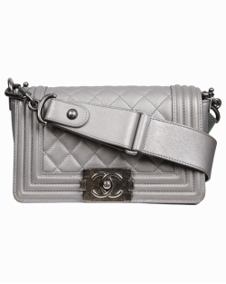Bolsa Chanel Boy Couro Prata