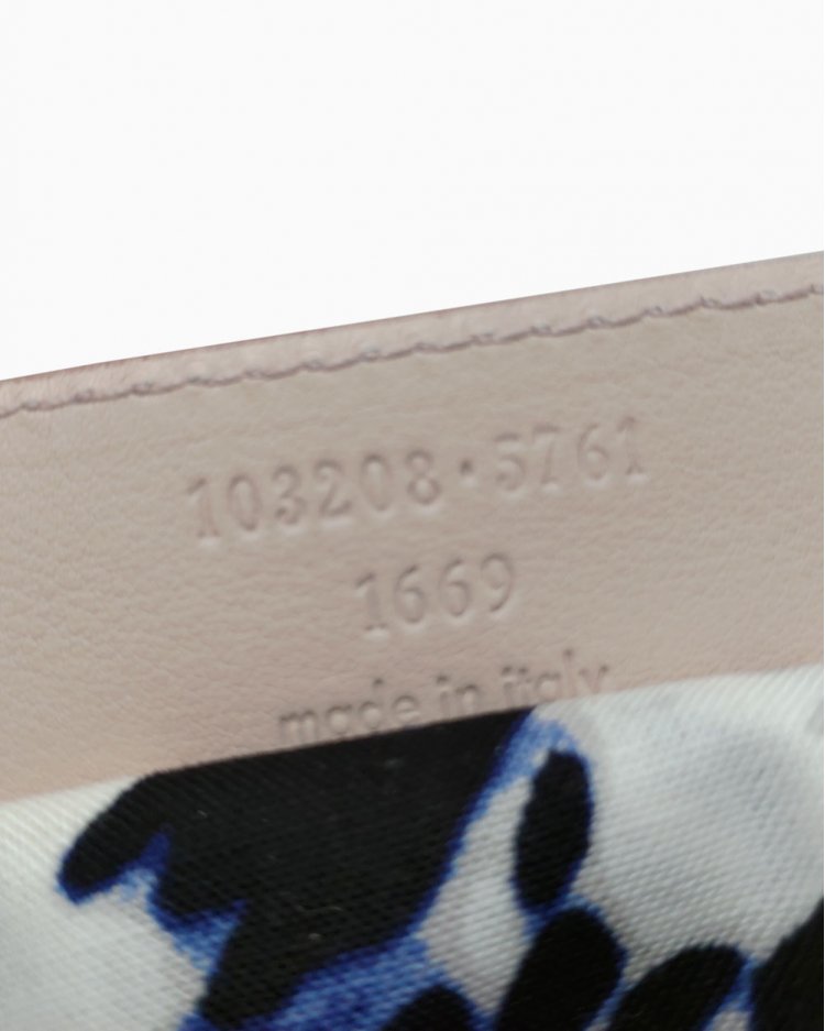 neiman marcus burberry bolsas