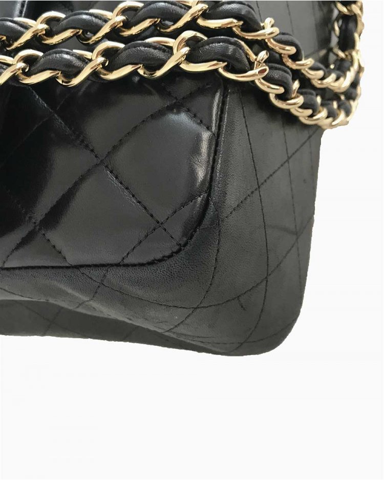 size of jumbo chanel flap bolsa