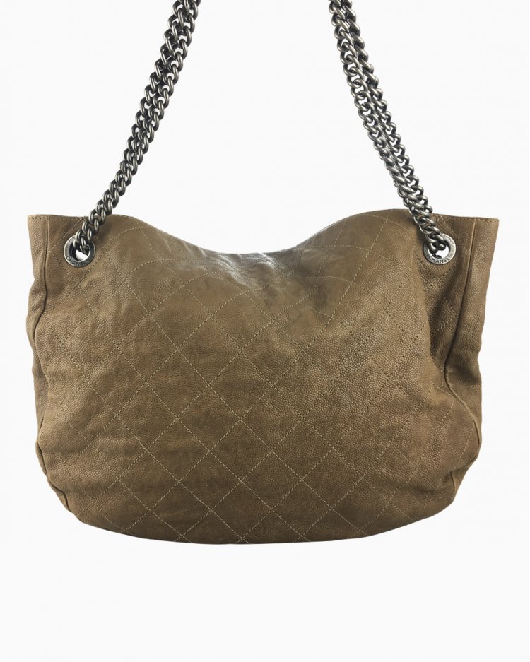 chanel calfskin hobo bolsa