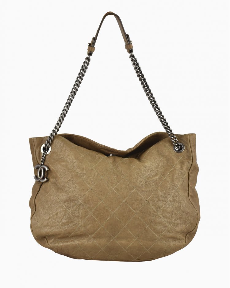 chanel calfskin hobo bolsa