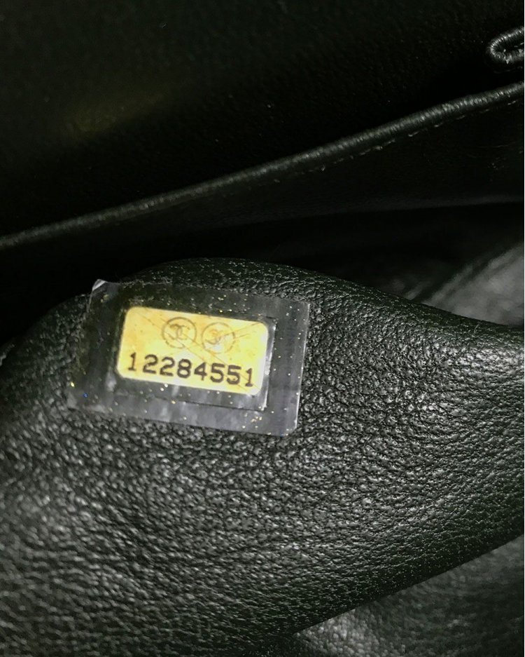 hologram in chanel bolsas