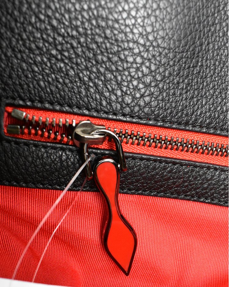 louboutin bolsa spike