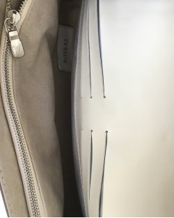 Clutch Louis Vuitton Sevigne EPI Off White