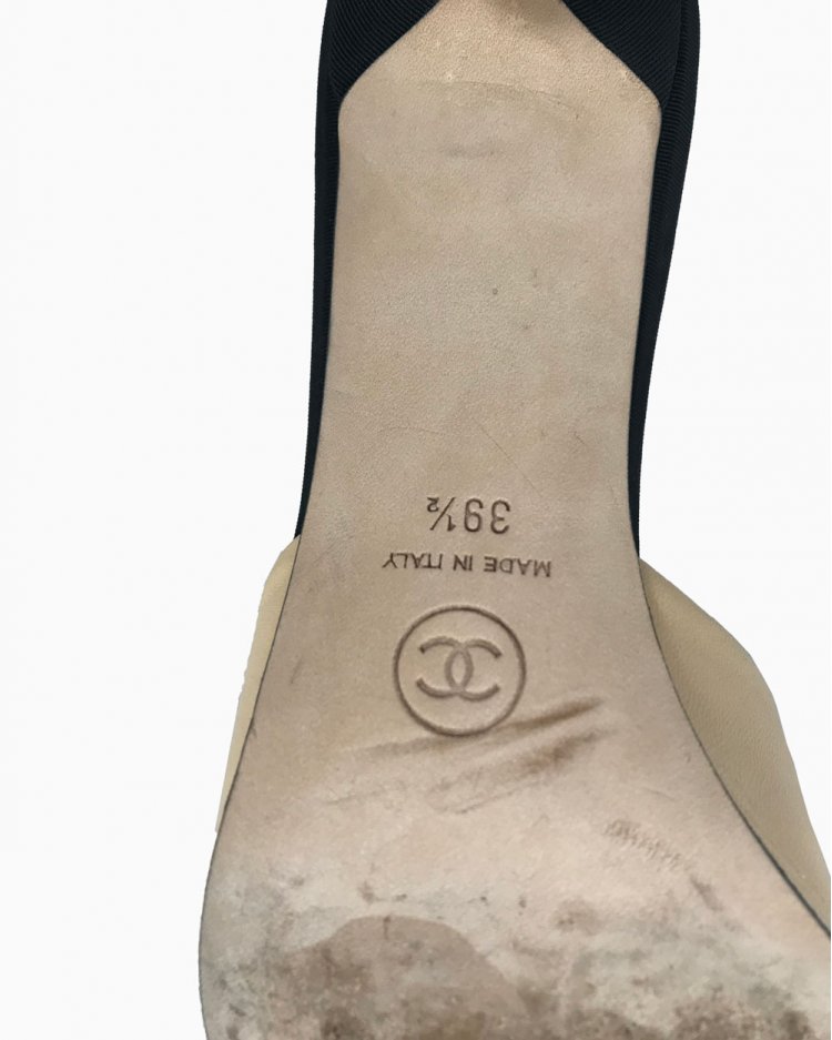 Mule Chanel Pérola Couro Bicolor